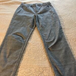 American Eagle Moms straight plaid